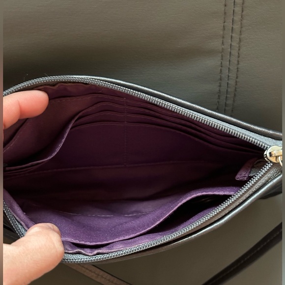 Coach wristlet - Picture 5 of 6